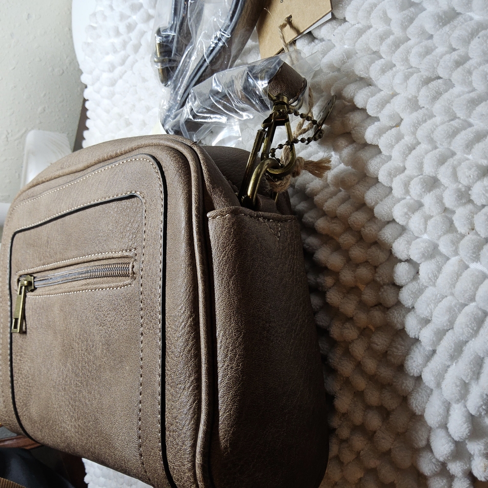 Ampere's Creations Vegan Leather Shitake Brown Crossbody Purse - Picture 11 of 14